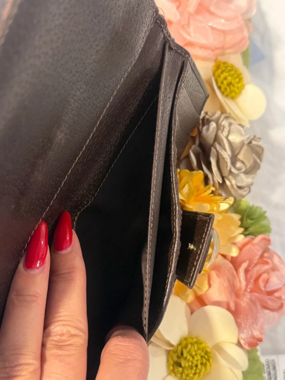 Gucci Beige and Brown Monogram Continental Wallet with Gold Hardware - Picture 6 of 16